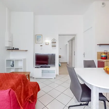 Appartamento 1 Bedroom Cozy Apartment In Royan Royan